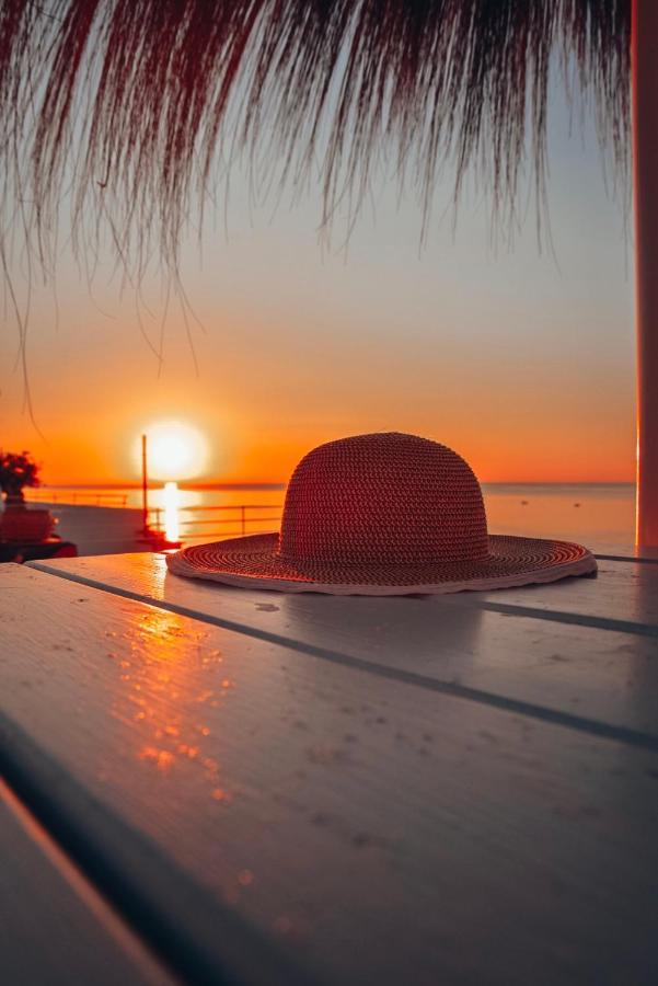 Bellavista Suites Монополі Екстер'єр фото